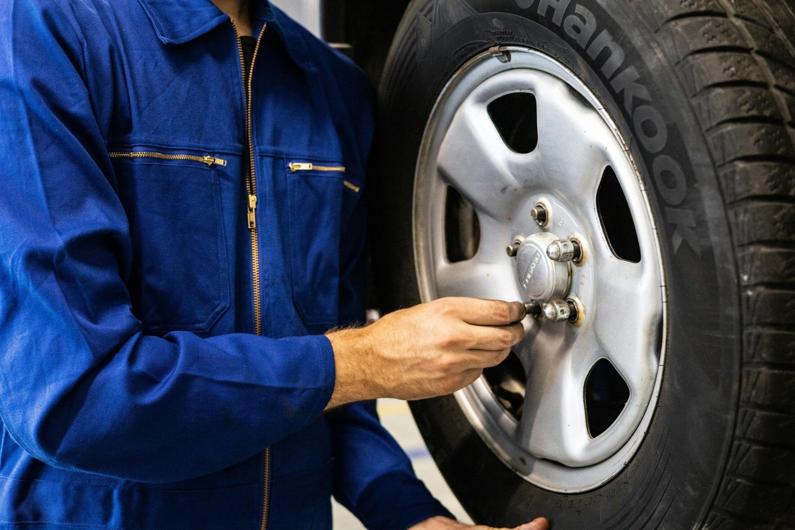 Used wheel and vehicle parts UAE